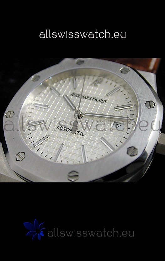 IMG_9085 Audemars Piguet Royal Oak in White Dial Replica 2