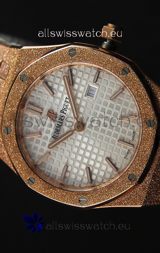 IMG_9086 Audemars Piguet Royal Oak Frosted Rose Gold QUARTZ White Dial 33MM - 1:1 Mirror 3
