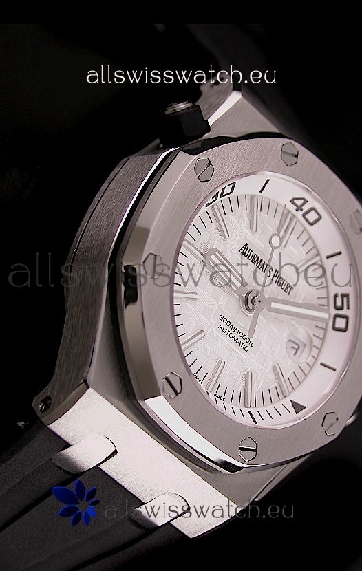 IMG_9086 Audemars Piguet Royal Oak Scuba in White Dial 3