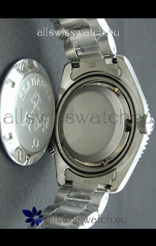 IMG_9086 Omega Seamaster Professional in Black Dial 3