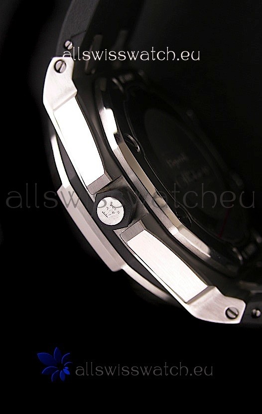 IMG_9081 Audemars Piguet Royal Oak Scuba in White Dial Replica 4