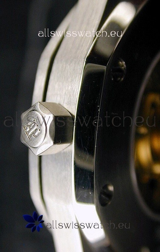 IMG_9081 Audemars Piguet Royal Oak in White Dial Replica 4