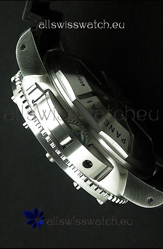 IMG_9081 Panerai Luminor Submersible Automatic in Black Replica 4