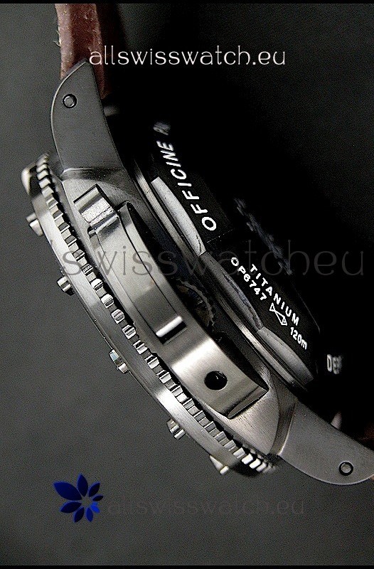 IMG_9081 Panerai Luminor Submersible GMT PVD Replica 4