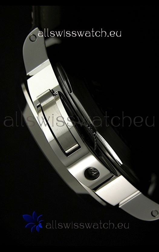 IMG_9081 Panerai Luminor GMT in Steel - 1:1 Mirror PAM00161 Replica 4