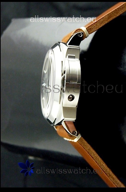 IMG_9081 Panerai Luminor Marina in Steel - PAM0005 Replica 4