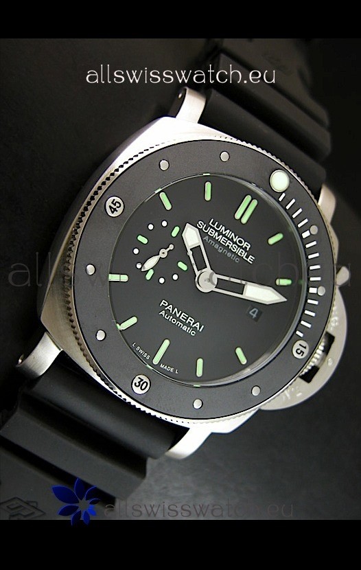 IMG_9081 Panerai Luminor Submersible PAM389 Stainless Steel Replica 4