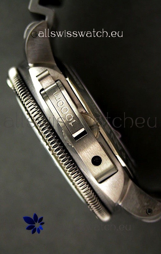 IMG_9081 Panerai Luminor Submersible 1000M Automatic in PVD Coating Replica 4