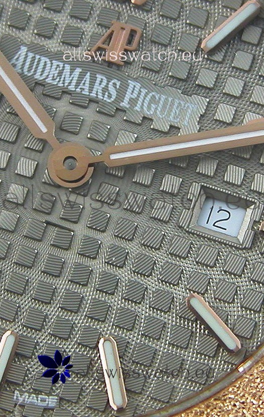 IMG_9081 Audemars Piguet Royal Oak Frosted Rose Gold QUARTZ Grey Dial 33MM - 1:1 Mirror Replica 5