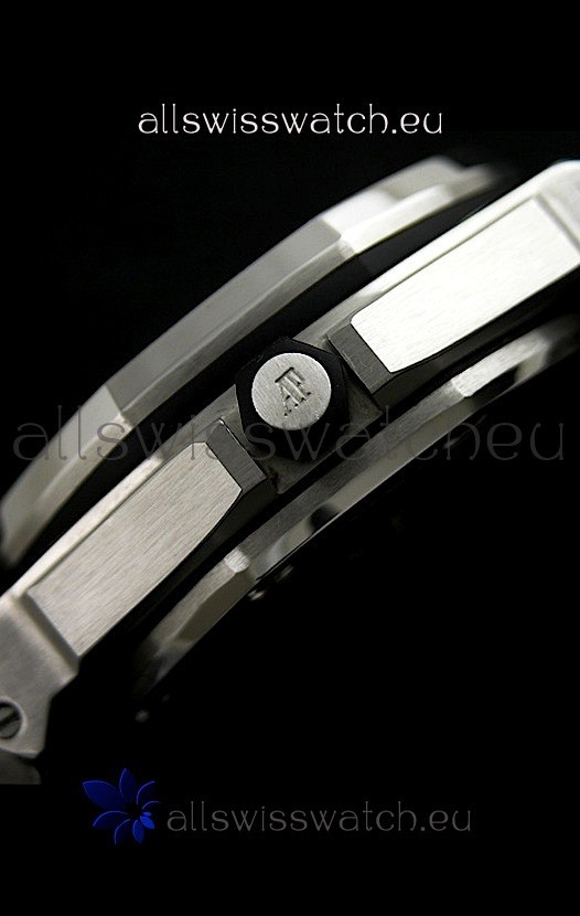 IMG_9081 Audemars Piguet Royal Oak Scuba in Black Dial Replica 5