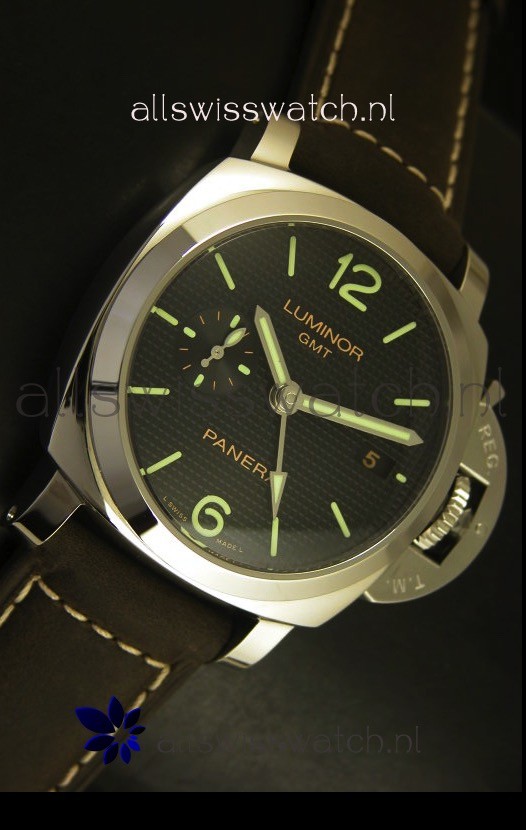 IMG_9081 Panerai Luminor PAM535 GMT - 1:1 Ultimate Mirror Edition Replica 5