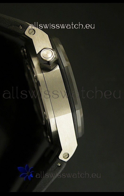 IMG_9081 Audemars Piguet Royal Oak Offshore Scuba1:1 Mirror Replica 6