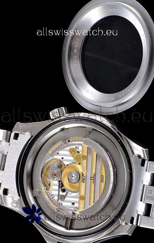 IMG_9081 Omega Seamaster Diver 300M 007 Commander's Edition 1:1 Mirror 904L Steel Replica 6