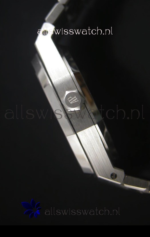 IMG_9081 Audemars Piguet Royal Oak 37MM Ladies - Ultimate 1:1 3120 Movement Replica 7