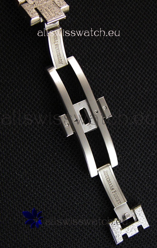 IMG_9081 Audemars Piguet Royal Oak Frosted White Gold QUARTZ Navy Blue 33MM - 1:1 Mirror Replica 8