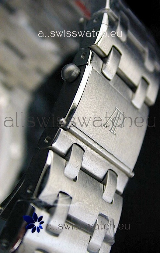 Audemars Piguet Royal Oak in Black Safari Dial - Secs hand 9 O Clock Replica 8