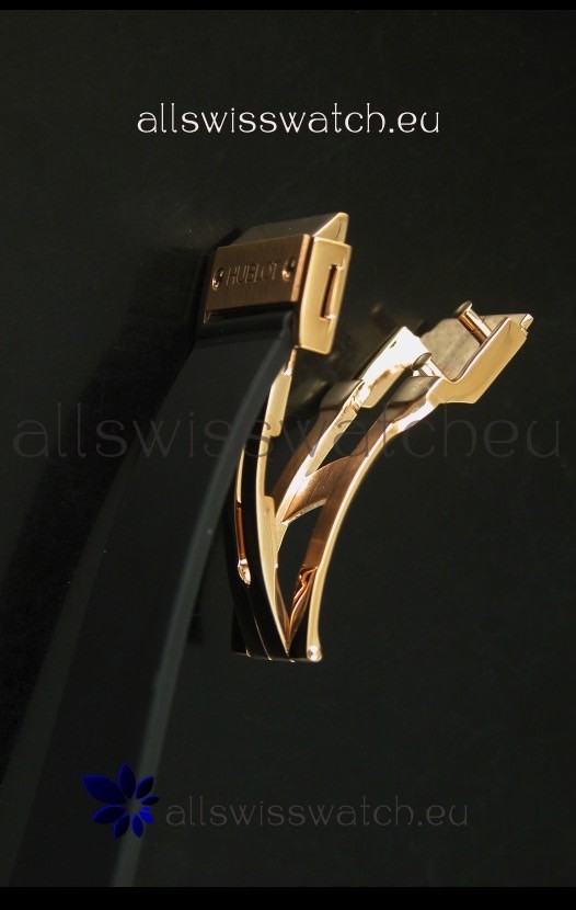 Hublot Classic Fusion 39MM Rose Gold Diamonds Case Replica 8