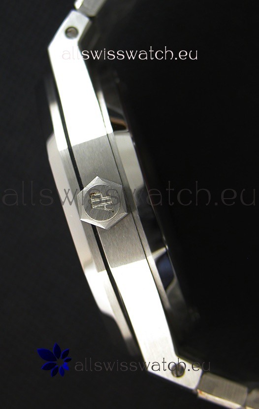 IMG_9081 Audemars Piguet Royal Oak 41MM Blue Dial Steel Strap - 1:1 Mirror Ultimate Edition Replica 8