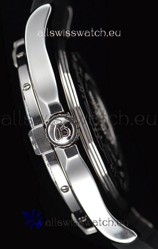 IMG_9081 Breitling Avenger II Steel GMT 1:1 Ultimate Edition - Black Dial Replica 8