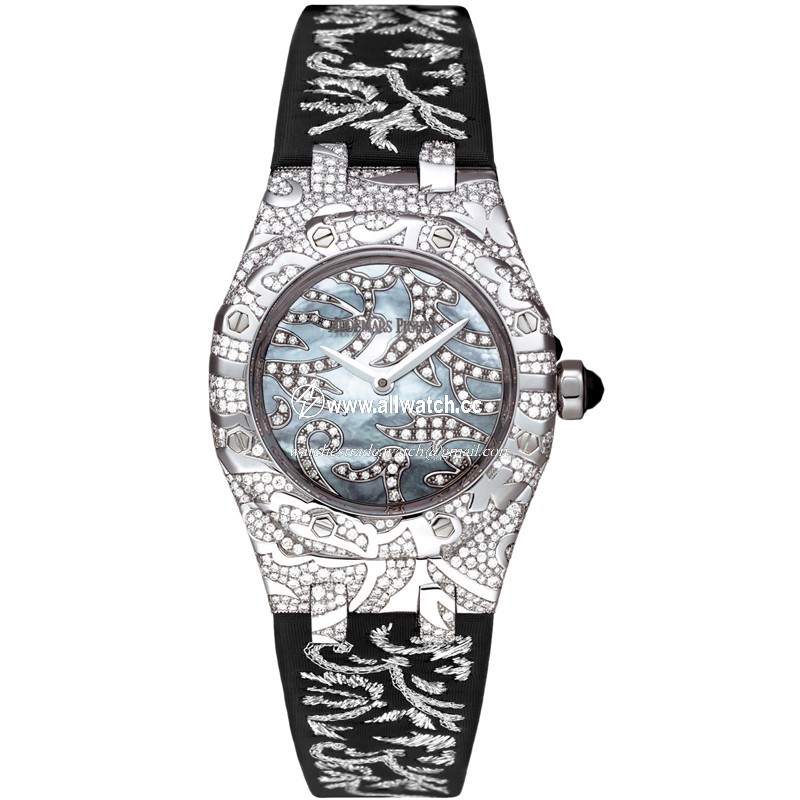 Audemars Piguet 67607BC.ZZ.D001SU.01 Royal Oak Ladies Quartz 18 kt White Gold