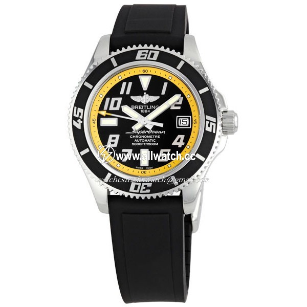 Breitling A1736402-BA32 - 136s Superocean Mens Automatic Stainless Steel