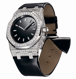 Audemars Piguet 77220BC.ZZ.D004CU.01 Royal Oak Ladies Automatic White gold with diamonds